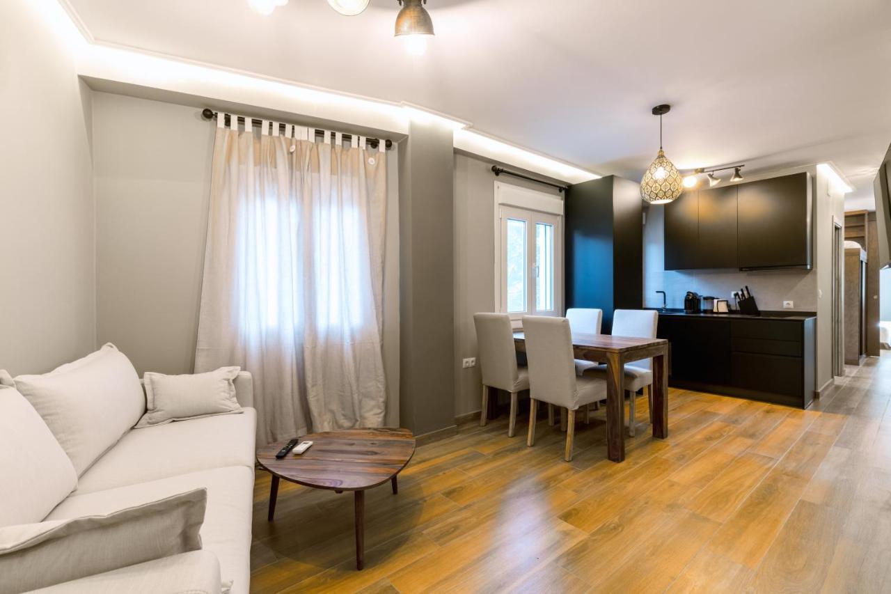 Triana Apartments Deluxe Seville Exterior photo